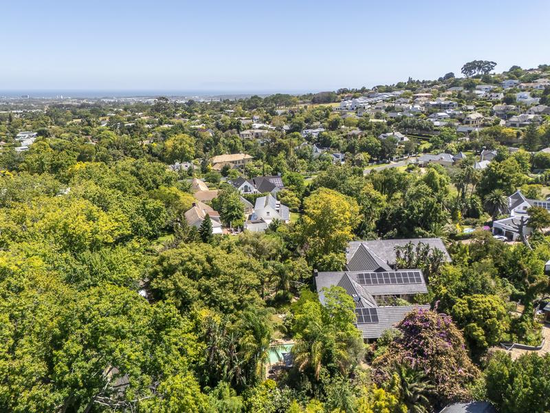 7 Bedroom Property for Sale in Somerset West Western Cape